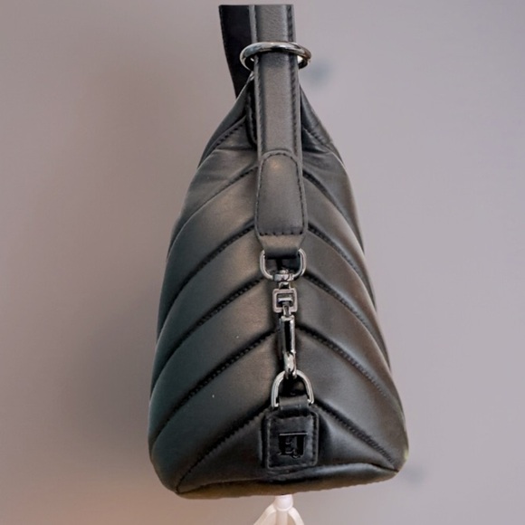 NWOT Eric Javits Leather Quilted Gran Chevron Jesse Bag. - Picture 3 of 7